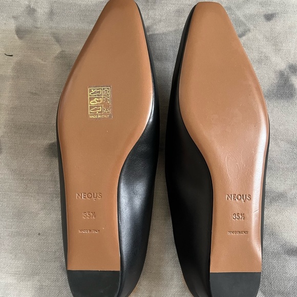 Neous Alba Shearling Lined Leather Mules - Picture 7 of 8